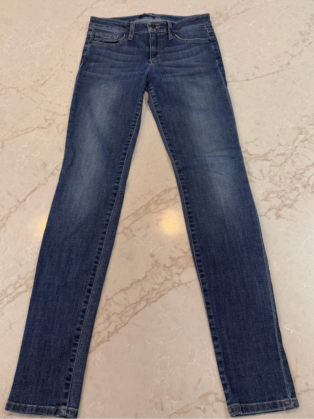 Joe's Jeans Women's Straight Leg Jeans in Dark Blue Wash